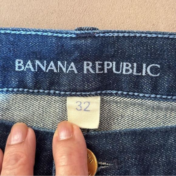 BANANA REPUBLIC. Blue Slim Boyfriend Jeans. Side 32. Unisex. Five Pocket… - Picture 7 of 11
